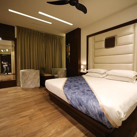 Hotel Prince Viraj جبلبور المظهر الخارجي الصورة