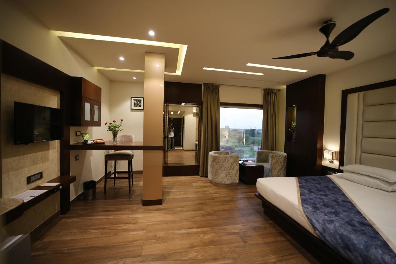 Hotel Prince Viraj جبلبور المظهر الخارجي الصورة